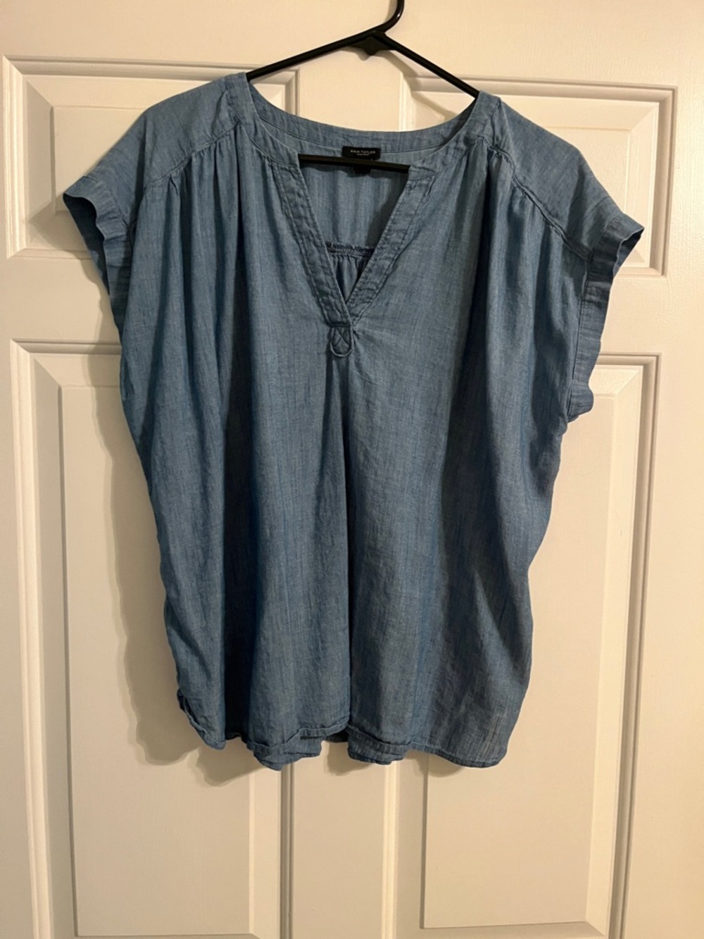 Ann Taylor Light-weight Top (Blue)